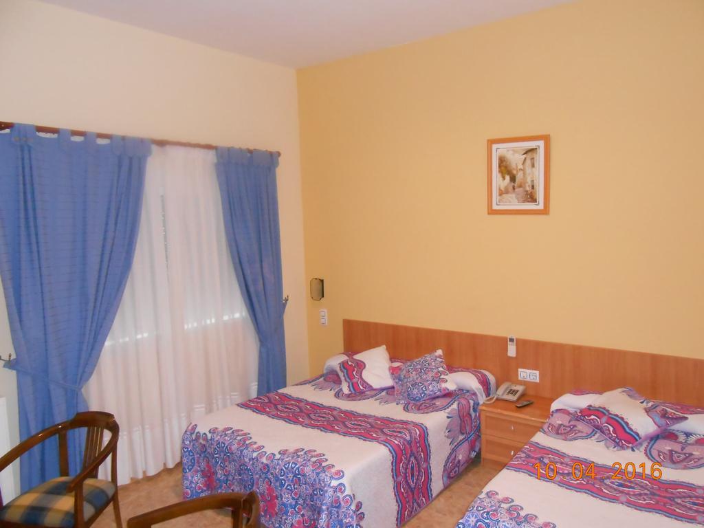 Apartahotel Los Hermanos Ocaña Eksteriør bilde