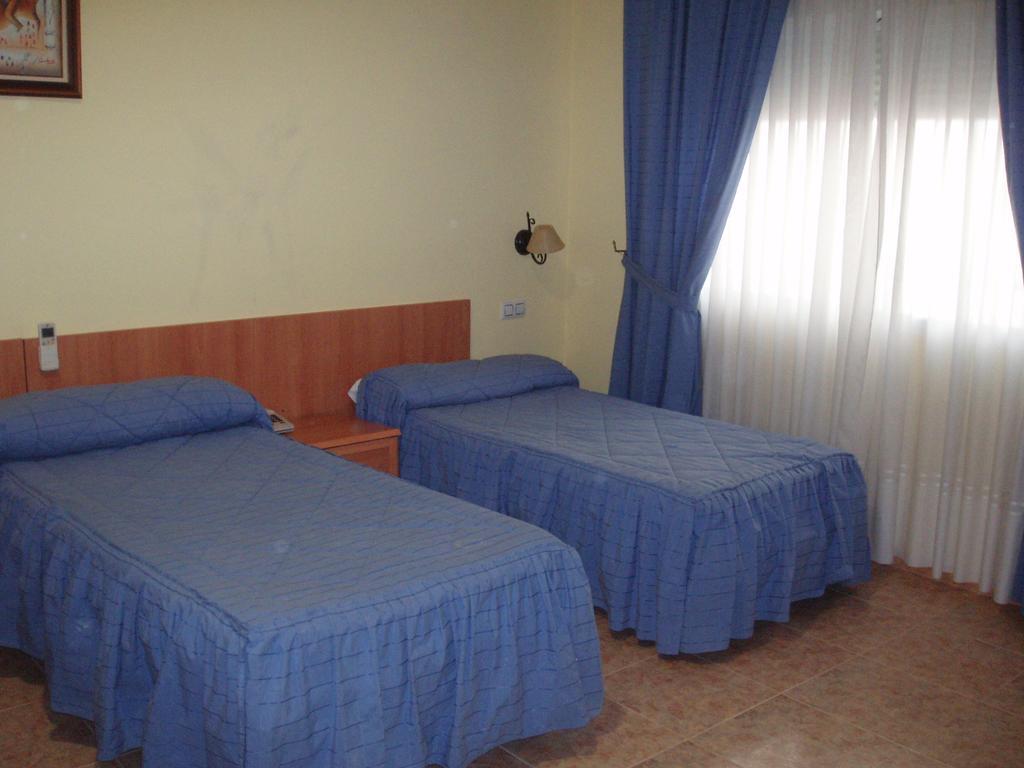 Apartahotel Los Hermanos Ocaña Eksteriør bilde